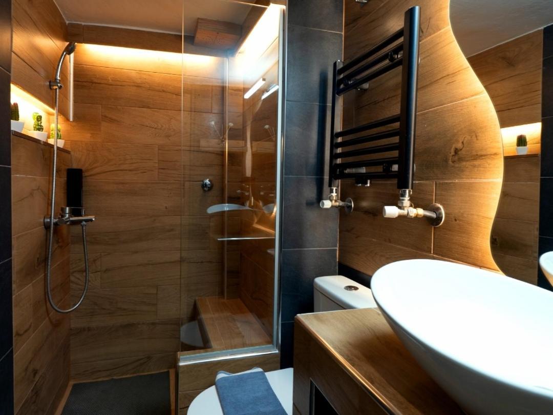 Sky View Suite Sérres Eksteriør bilde